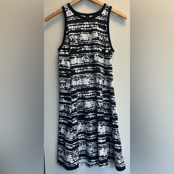 🎊2 for $20🎊 Mossimo Size Small Black and White Dress - Picture 1 of 5
